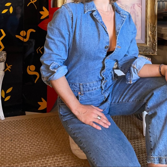 SOLD Jean jumpsuit - Picture 3 of 5